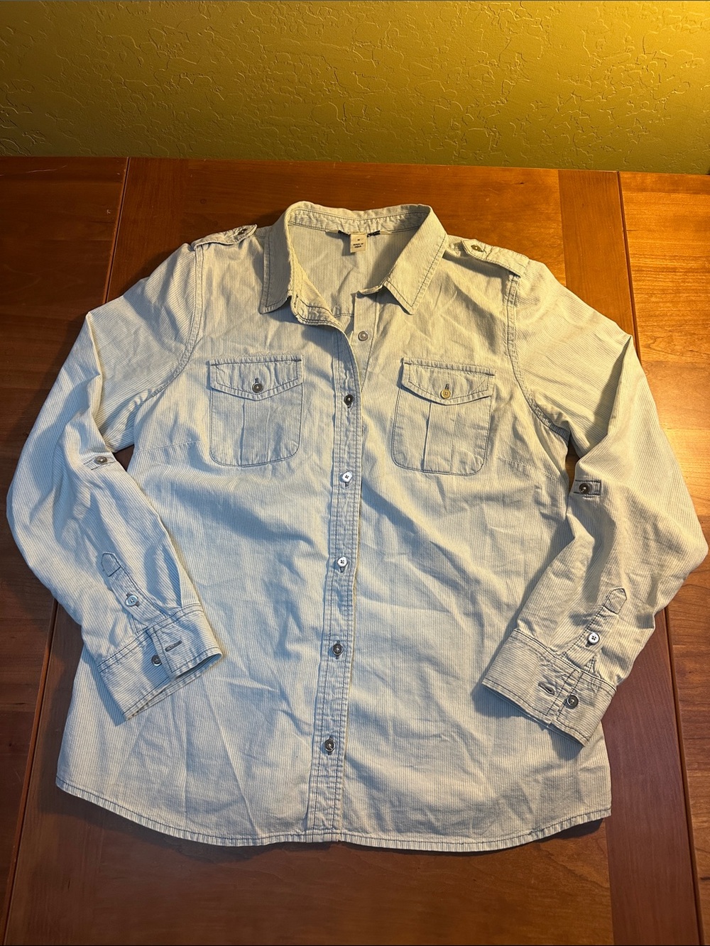 Jones New York Light Blue Women's Denim-Style Button Front Blouse Sz M
